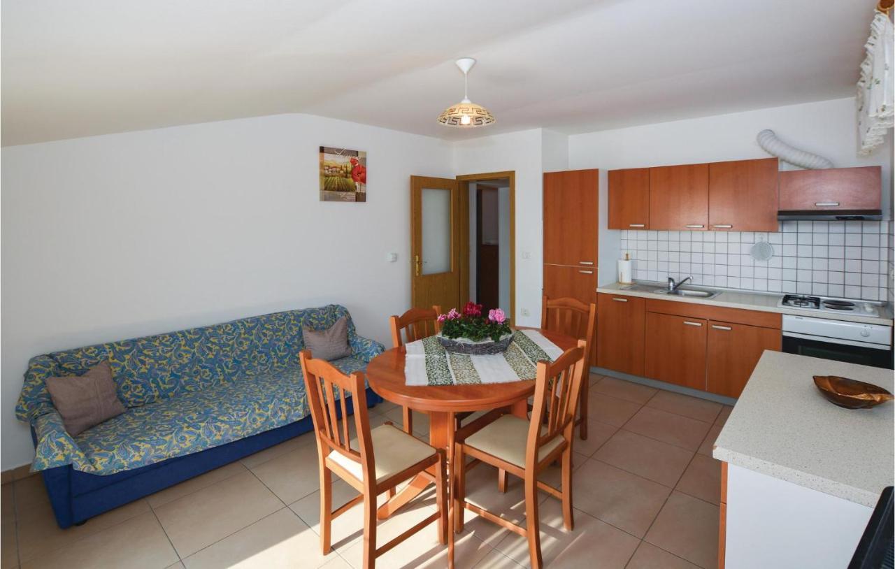 2 Bedroom Amazing Apartment In ポルトローシュ エクステリア 写真